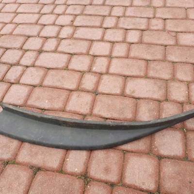 Hokej dolny zderzaka prawy Astra J IV 13368684