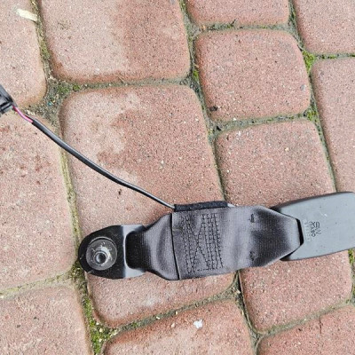 Zapinka pasa kanapy tylnej foteli fotel Renault Captur I 974338