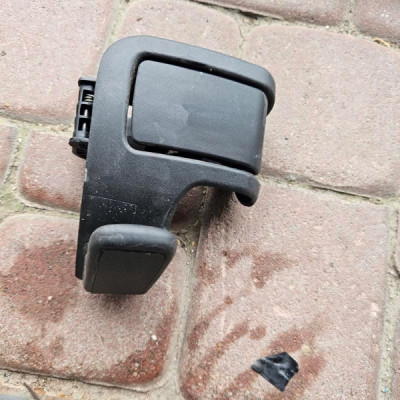 Zapięcie kanapy tylnej foteli fotel Renault Captur I