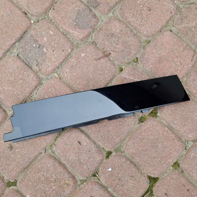 Obudowa słupek słupka drzwi listwa osłona Renault Captur II 2 822829912R