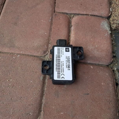 Czujnik cisnienia opon Opel Insignia 13321961