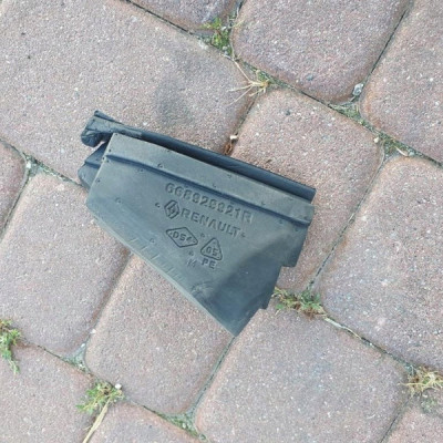 Wygłuszenie absorber podszybia Vivaro B Trafic III