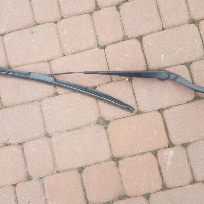 RAMIE WYCIERACZKI LEWE OPEL Insignia 13227398