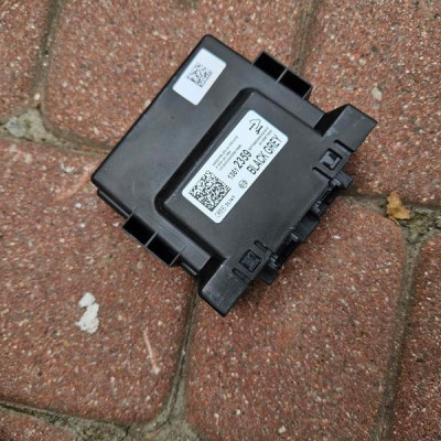 Moduł sterownik BLACK GREY Opel Mokka 13512359