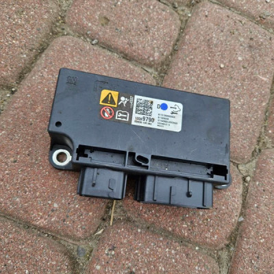 Moduł sterownik AIRBAG poduszek Opel Mokka 13599790