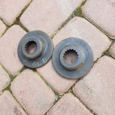 Guma mocowanie sprężyny Opel Insignia B 23330982