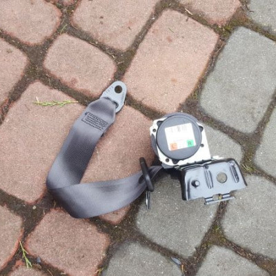 Pas Prawy Tył Opel Astra J 616596200C