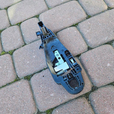 Podstawa klamki bok przód PROACE CITY Berlingo Rifter Combo E 9802977380