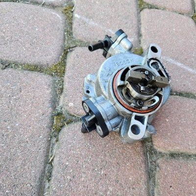 Pompa VACUM PROACE CITY Berlingo Rifter Combo D 9804021880