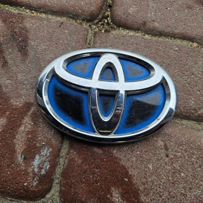 Znaczek logo napis emblemat HYBRID Hybryda klapy TOYOTA CH-R CHR AURIS