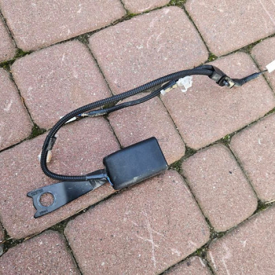 Zapinka wpinka wtyczka pasa czujnik pasazera TOYOTA C-HR CHR 012749