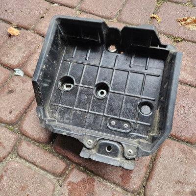 Podstawa akumulatora mocowanie TOYOTA CH-R CHR 74404-47030