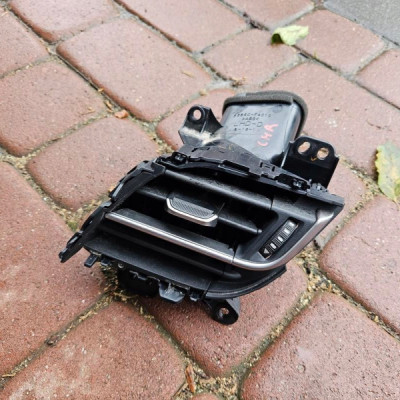 Kratka deski nawiewu nadmuchu prawa TOYOTA CH-R CHR 55650-F4010