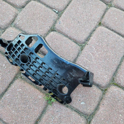 Ślizg tył tylny lewy zderzaka TOYOTA CH-R CHR 52536-F4010