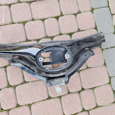 Grill podstawa grilla radaru mocowanie TOYOTA CH-R CHR 88215-F4010