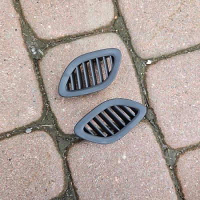 Kratka deski nawiewu OPEL Astra K V 13377226