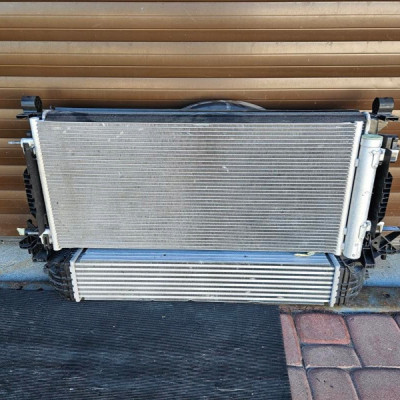 Chłodnice LIFT LIFT komplet wentylatory OPEL Astra K V 39239242