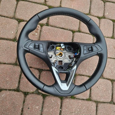 Kierownica skóra skórzana multifunkcja podgrzewana Astra K V A16