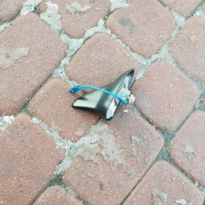 Antena dachowa GPS rekin Opel Insignia 13241288