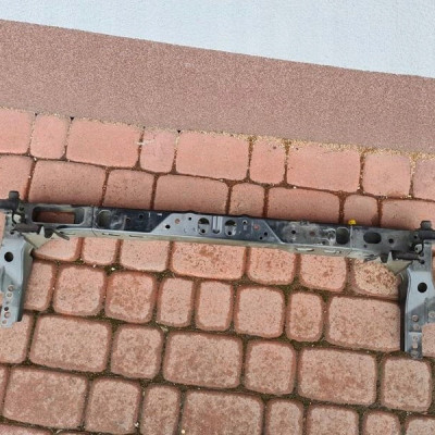 Belka wzmocnienie wąs uchwyt górny Opel Astra K V