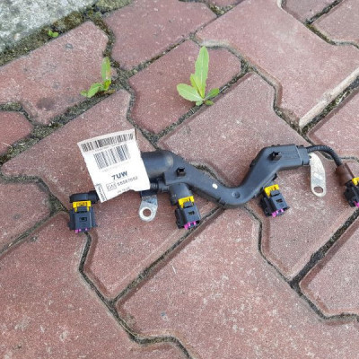 WIĄZKA WTRYSKÓW OPEL INSIGNIA 2.0 CDTI 55567592