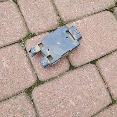 Moduł sterownik paliwa zbiornika Vivaro B Trafic III 169102698R