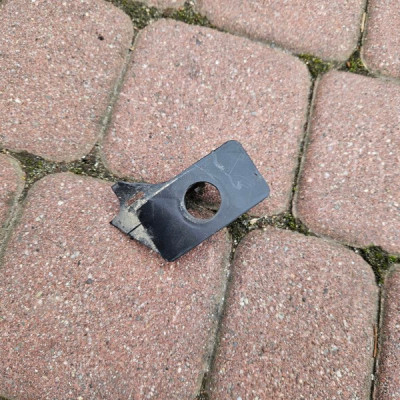 Koszyk czujnika parkowania Vivaro B Trafic III 284521995R