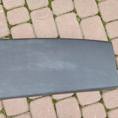 Obudowa słupka prawego europa osłona Vivaro B Trafic III 769151442R