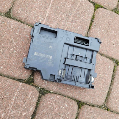 Sterownik czytnik kart moduł Vivaro B Trafic III 285906872R