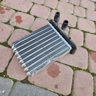 Chłodniczka nawiewu dolnego nadmuch Vivaro B Trafic III 173710300