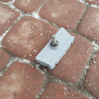 Mocowanie akumulatora Opel Astra K V 09115187