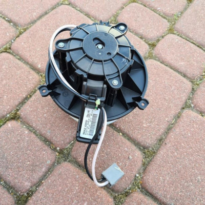 Wentylator nagrzewnicy ANGLIK Opel Insignia B GU002001 