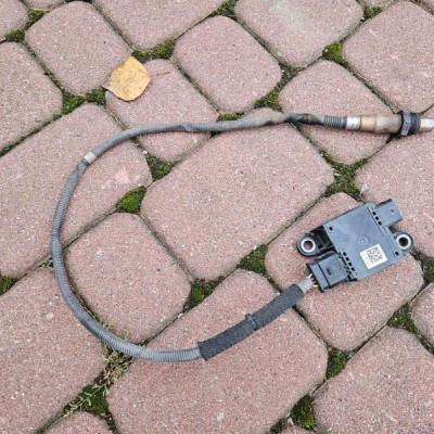 Sonda czujnik NOX ADBLUE AZOTU Vivaro B Trafic III 227930700R