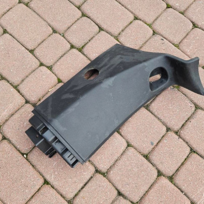 Obudowa osłona osobówka plastik Vivaro B Trafic III 749242606R