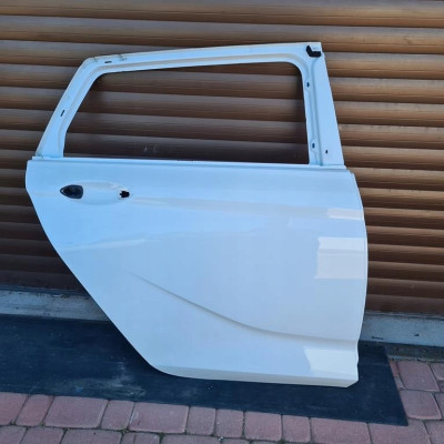 Drzwi tył tylne kombi IGŁA z40r Opel Insignia B