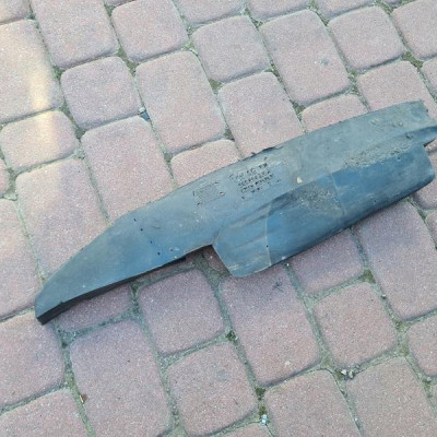 Absorber błotnika lewego VW Golf VII 5G0864235A