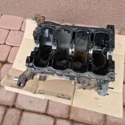 Silnik goły słupek A13DTC 1.3D Opel Corsa D