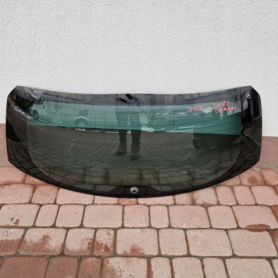 Szyba tył tylna w klape kombi jasna Astra K 2018r