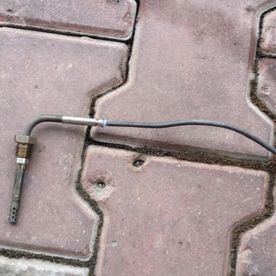 Czujnik temperatury spalin 55566185 2.0 D Astra J