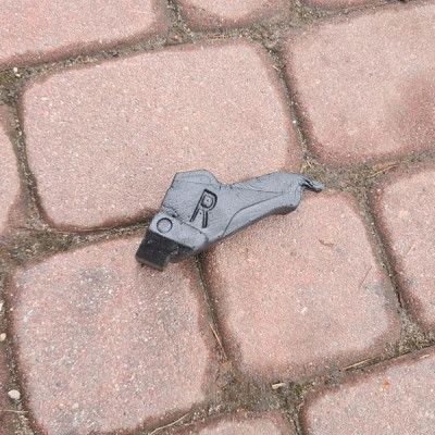 Absorber wyciszenie błotnika LIFT Opel Astra K V