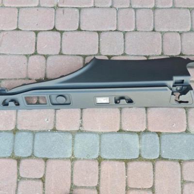 Plastik prowadnica bagaznika Opel Insignia B
