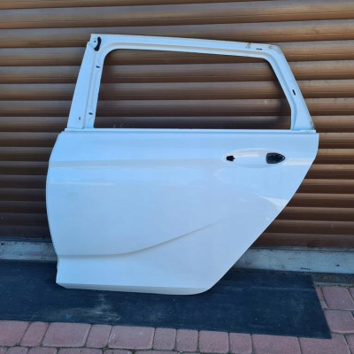 Drzwi tył tylne kombi IGŁA z40r Opel Insignia B