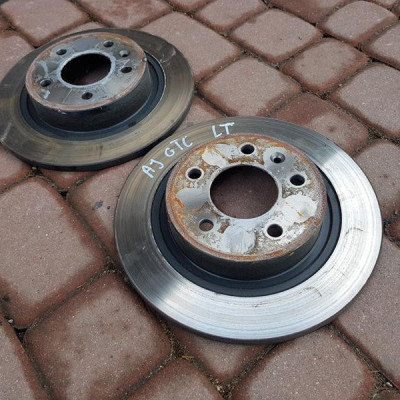 Tarcze tyl tylne komplet Opel Astra J IV GTC