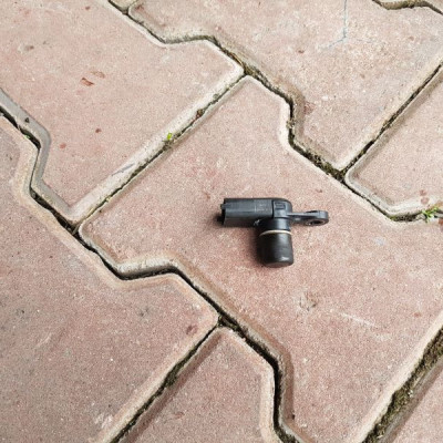 Czujnik wału Opel Insignia OPC A28NER 12615371