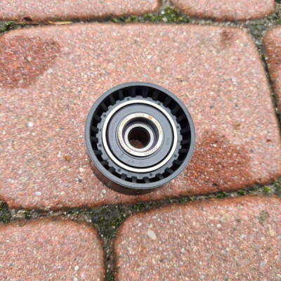 Rolka napinacz 2.0D 170KM Opel Insignia B 55485360