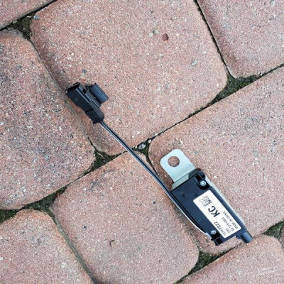 Wzmacniacz antenowy Opel Astra J IV 13367022