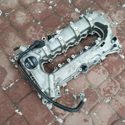 Pokrywa zaworów 1.4T B14XFT B14XFL LE2 Astra K V