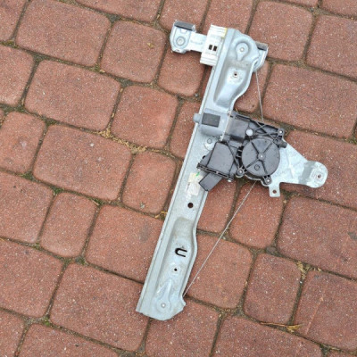 Podnośnik szyby lewy tył Opel Meriva B 13354549