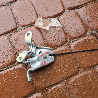 Zawias drzwi przód lewy Opel Insignia B