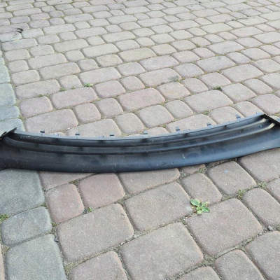 Kratka srodkowa zderzaka Opel Insignia B 39107471